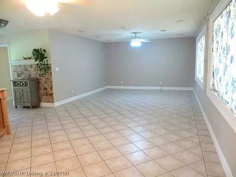 2025 Grove Dr, Alma, AR 72921 photo 8