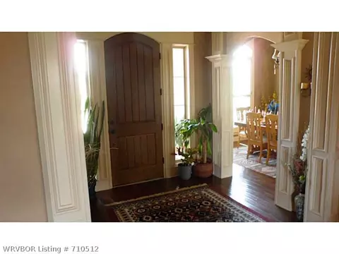 6801 Hunter Crossing Dr, Fort Smith, AR 72916 photo 4