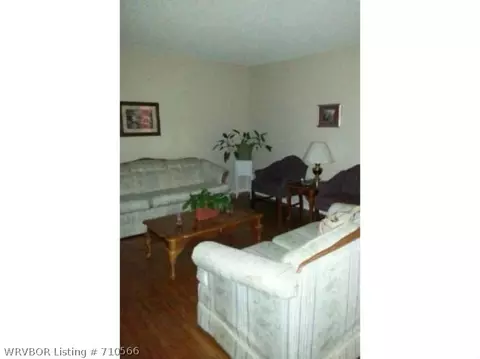 126 Martin Cir, Fort Smith, AR 72908 photo 3