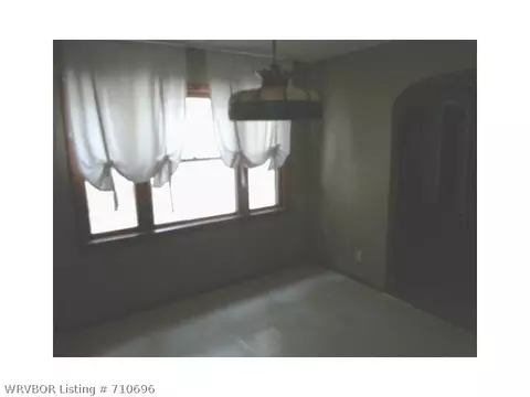 8 Crape Myrtle St, Van Buren, AR 72956 photo 10