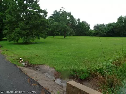 501 N Highway 253, Lavaca, AR 72941 photo 4