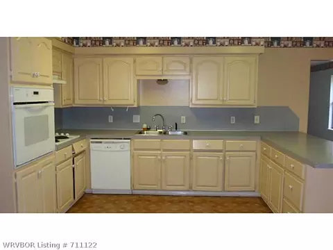 2811 Feather Hill Rd, Lavaca, AR 72941 photo 3