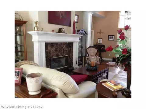 2712 S 87th Dr, Fort Smith, AR 72903 photo 5