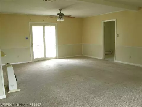 400 E Pasadena St, Greenwood, AR 72936 photo 4