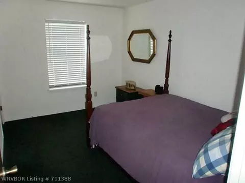 108 Rowe Ave, Pocola, OK 74902 photo 9