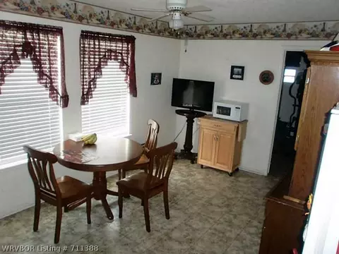 108 Rowe Ave, Pocola, OK 74902 photo 5