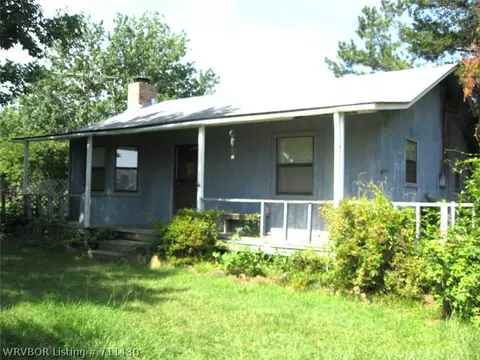 8615 Amity Ln, Hackett, AR 72937 photo 1