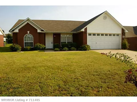 604 Apple Valley Dr, Fort Smith, AR 72908 photo 1