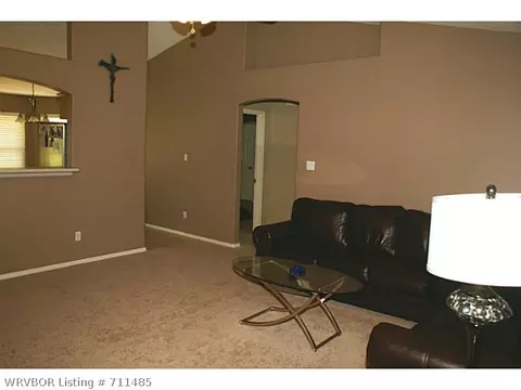 604 Apple Valley Dr, Fort Smith, AR 72908 photo 4