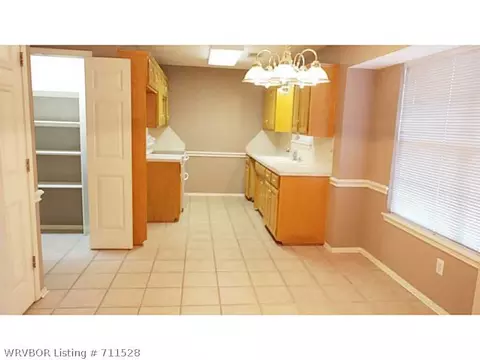 2208 Fordham Ave, Fort Smith, AR 72908 photo 5