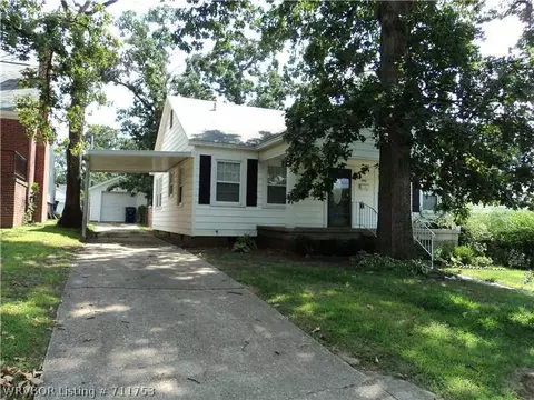 2210 S X St, Fort Smith, AR 72901 photo 2