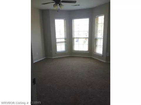 305 Chateau Dr, Fort Smith, AR 72908 photo 8