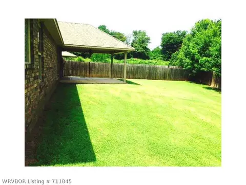 305 Chateau Dr, Fort Smith, AR 72908 photo 16