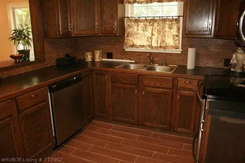 1322 N 38th St, Fort Smith, AR 72904 photo 8