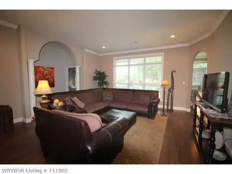 11904 Maple Park Dr, Fort Smith, AR 72916 photo 4