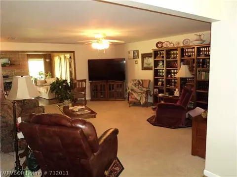 21 W Apex Pl, Hartford, AR 72938 photo 7