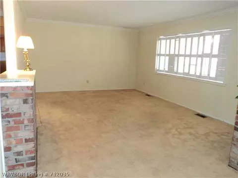2905 S 34 St, Fort Smith, AR 72903 photo 4