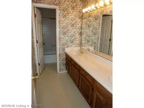 9705 Bryn Mawr Cir, Fort Smith, AR 72908 photo 11