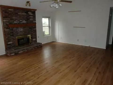 9705 Bryn Mawr Cir, Fort Smith, AR 72908 photo 4