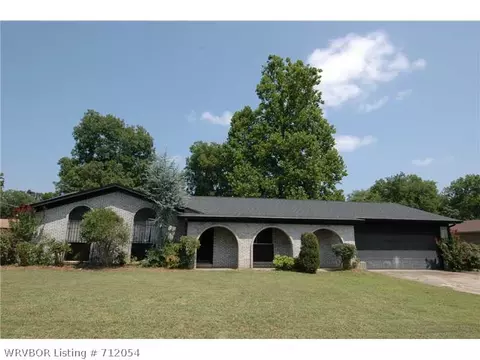 602 7 St, Barling, AR 72923 photo 1