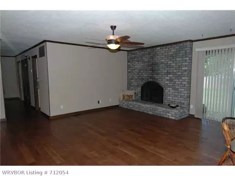 602 7 St, Barling, AR 72923 photo 6