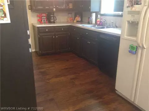 8023 Holly Ave, Fort Smith, AR 72908 photo 4