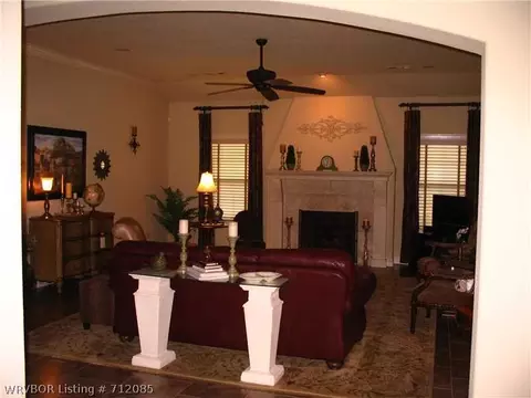 8117 Rome Way, Fort Smith, AR 72916 photo 3