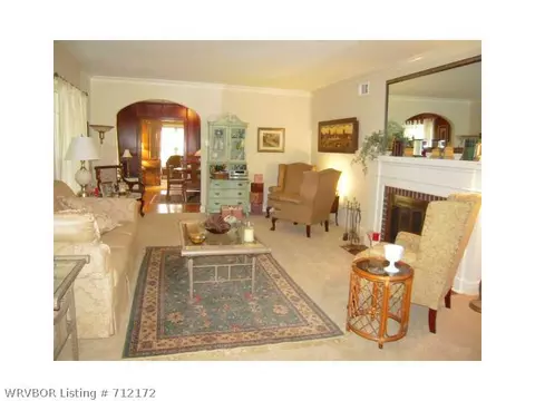2001 Garner Ln, Fort Smith, AR 72901 photo 5