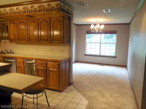 2701 Royal Scots Way, Fort Smith, AR 72908 photo 9