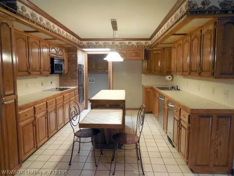 2701 Royal Scots Way, Fort Smith, AR 72908 photo 6