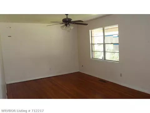 2406 N 53rd St, Fort Smith, AR 72904 photo 2