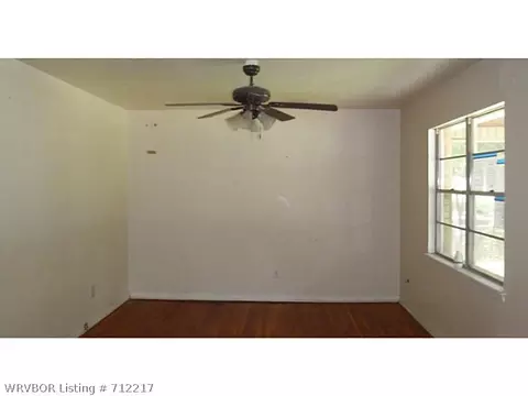2406 N 53rd St, Fort Smith, AR 72904 photo 3