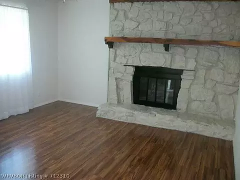 8306 Sebastian Lake Dr, Hackett, AR 72937 photo 3