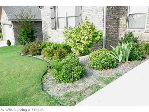 6215 Red Cedar Cir, Fort Smith, AR 72916 photo 2
