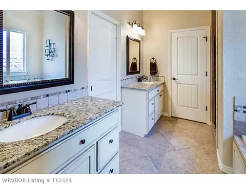 12104 Sapling Dr, Fort Smith, AR 72916 photo 9