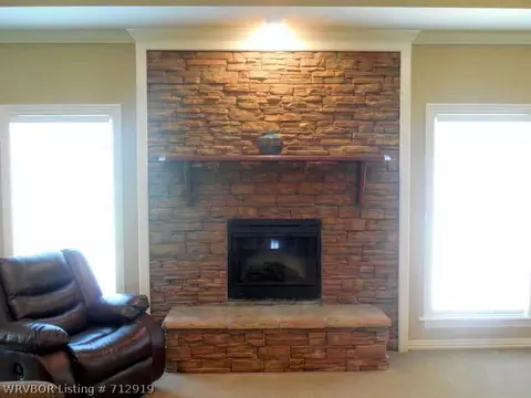 1616 Granite Ln, Fort Smith, AR 72916 photo 5