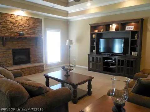 1616 Granite Ln, Fort Smith, AR 72916 photo 4