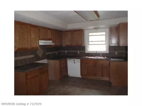 1904 S O St, Fort Smith, AR 72901 photo 4