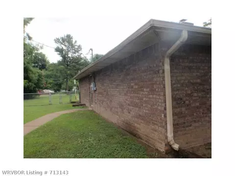 112 E 4th St, Gore, OK 74435 photo 13