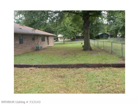 112 E 4th St, Gore, OK 74435 photo 18