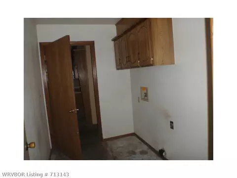 112 E 4th St, Gore, OK 74435 photo 11