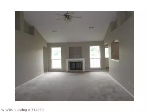 8500 Avignon Ln, Fort Smith, AR 72908 photo 2