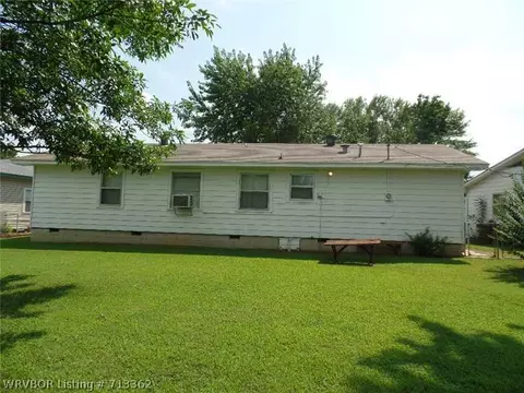 4015 Bradley Dr, Fort Smith, AR 72904 photo 2