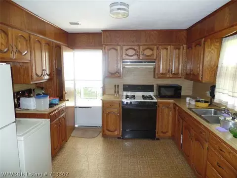 4015 Bradley Dr, Fort Smith, AR 72904 photo 3