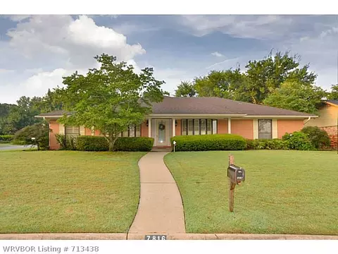 7816 Camelot Cir, Fort Smith, AR 72903 photo 1