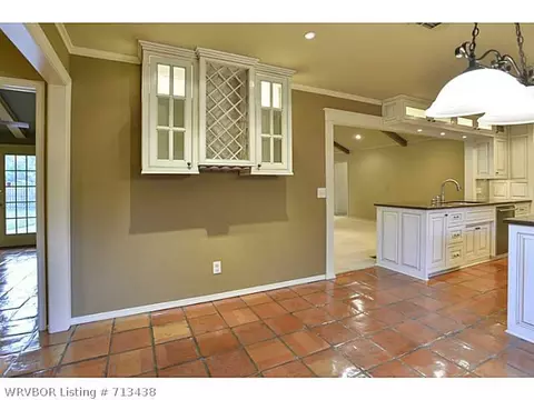 7816 Camelot Cir, Fort Smith, AR 72903 photo 10