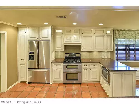 7816 Camelot Cir, Fort Smith, AR 72903 photo 6