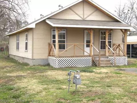 502 E 4th St, Hartford, AR 72938 photo 3