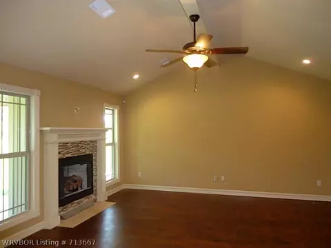 510 Caseys Ct, Lavaca, AR 72941 photo 2