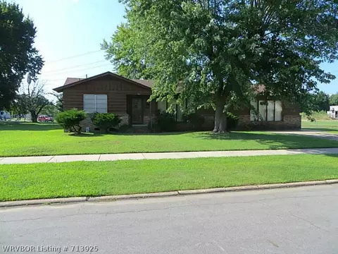 2311 N 8th St, Fort Smith, AR 72904 photo 1